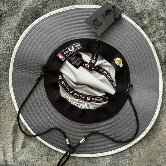(NWT) LOS ANGELES LAKERS (SOFT) BUCKET HAT. Official NBA MERCHANDISE! (NWT) - Picture 8 of 15